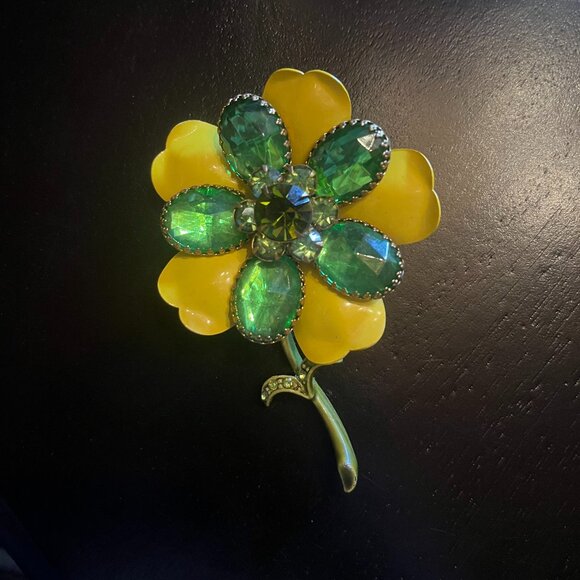 Vintage 1960s Flower Enamel Brooch with Rhinestones Yellow and Green - Picture 1 of 6